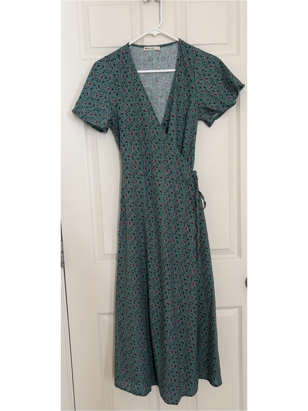 Marine Layer Women’s Emlyn Midi Wrap Dress Deep Sea Floral - Picture 4 of 10